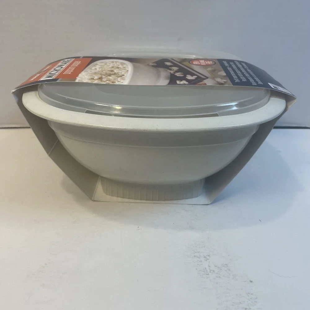 Nordic Ware Popcorn Popper Unisex 12 Cup White Microwave BPA Free Made in USA